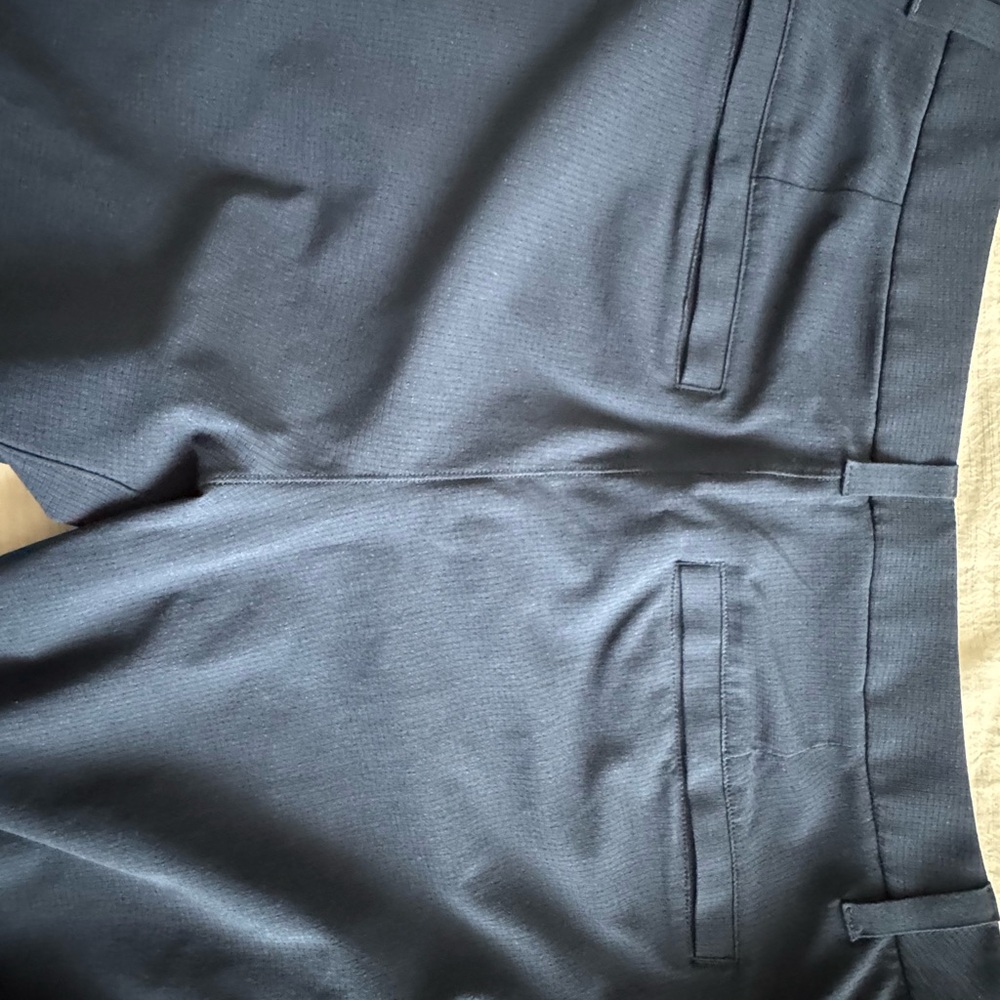 Lululemon ABC Slim-Fit Trousers - Picture 9 of 9